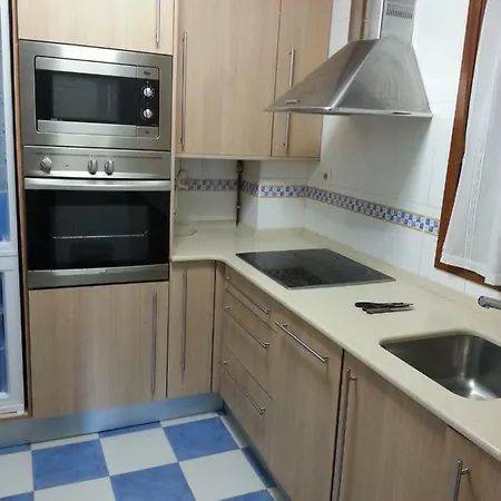 Barrio La Sota, Chalet Nº 6 * Тагле